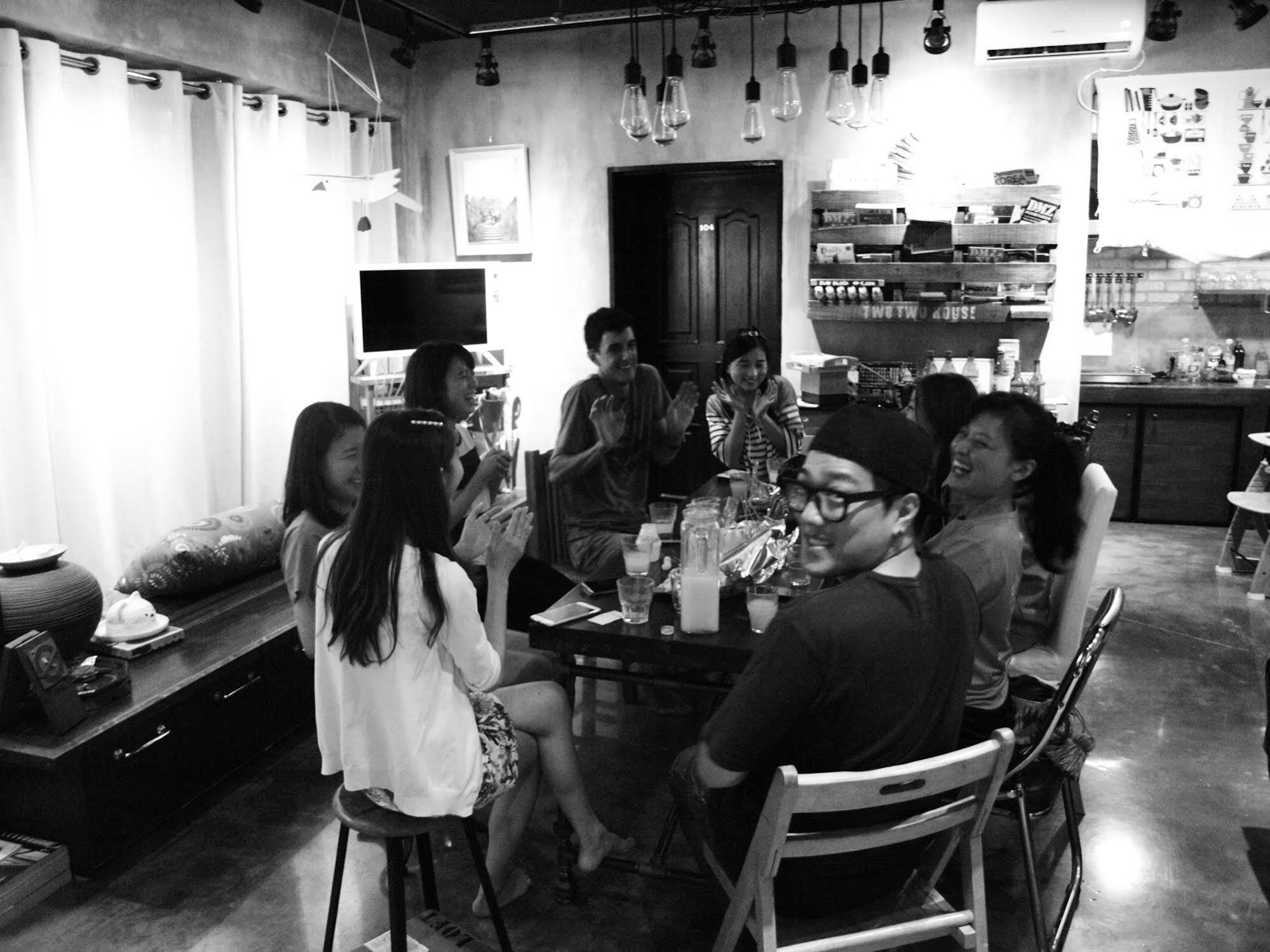 Wisma tamu Twotwo House